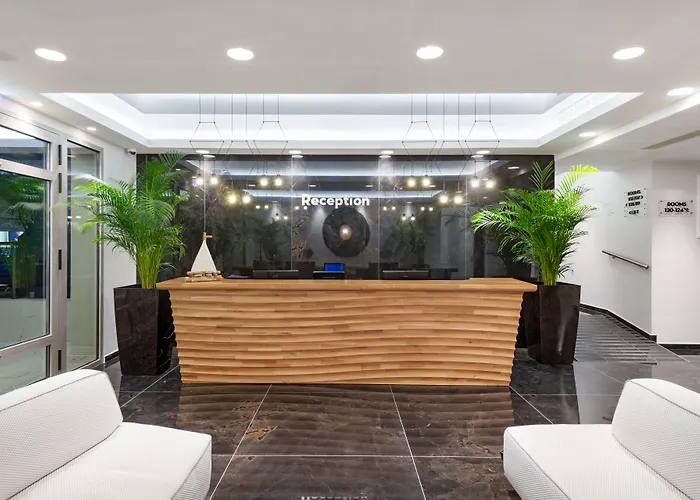 Sea Level By Diomedes Group (adults Only) 폴리크로노
